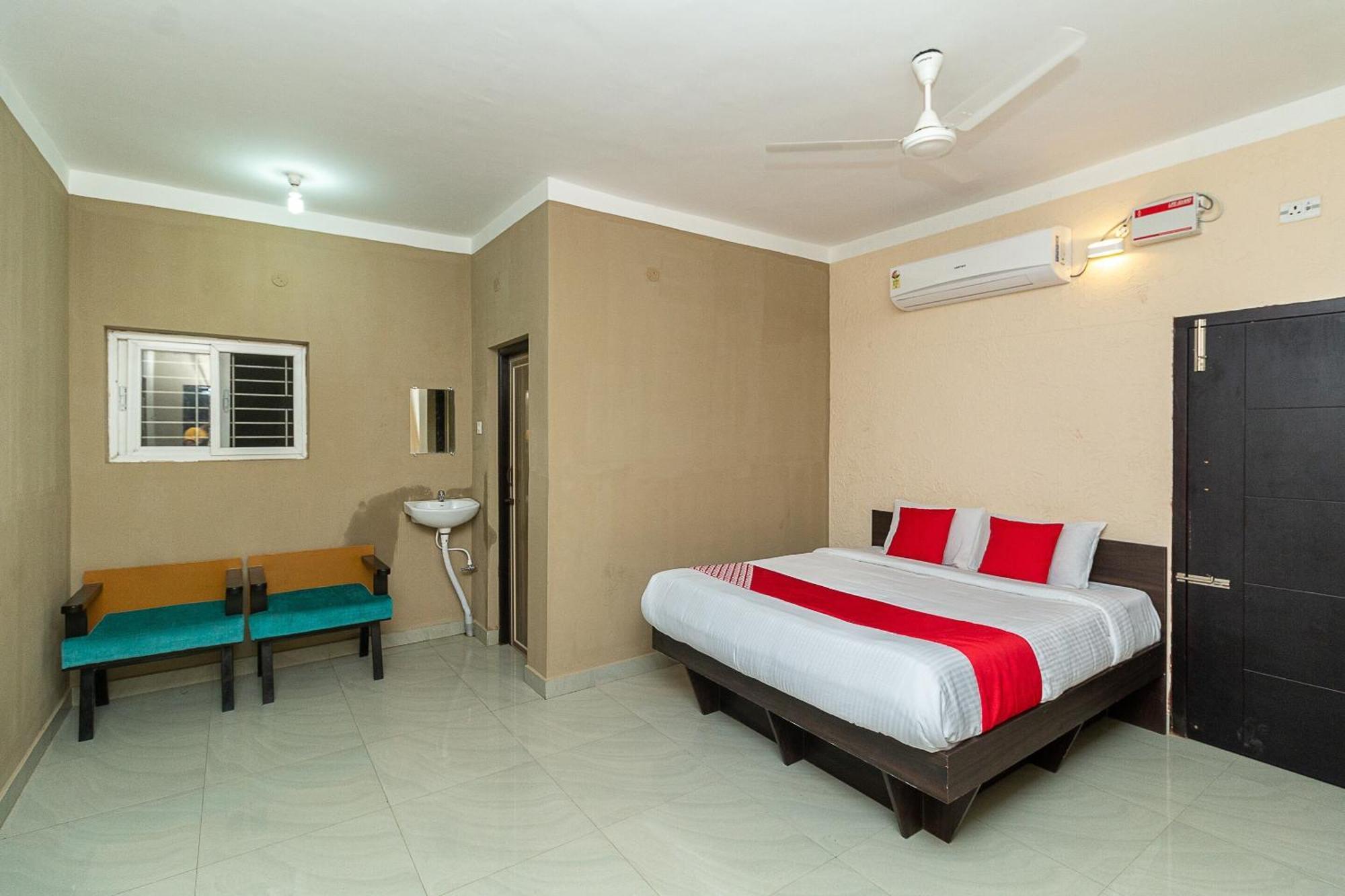 OYO 39885 Green Hills Villa Kuttālam Buitenkant foto