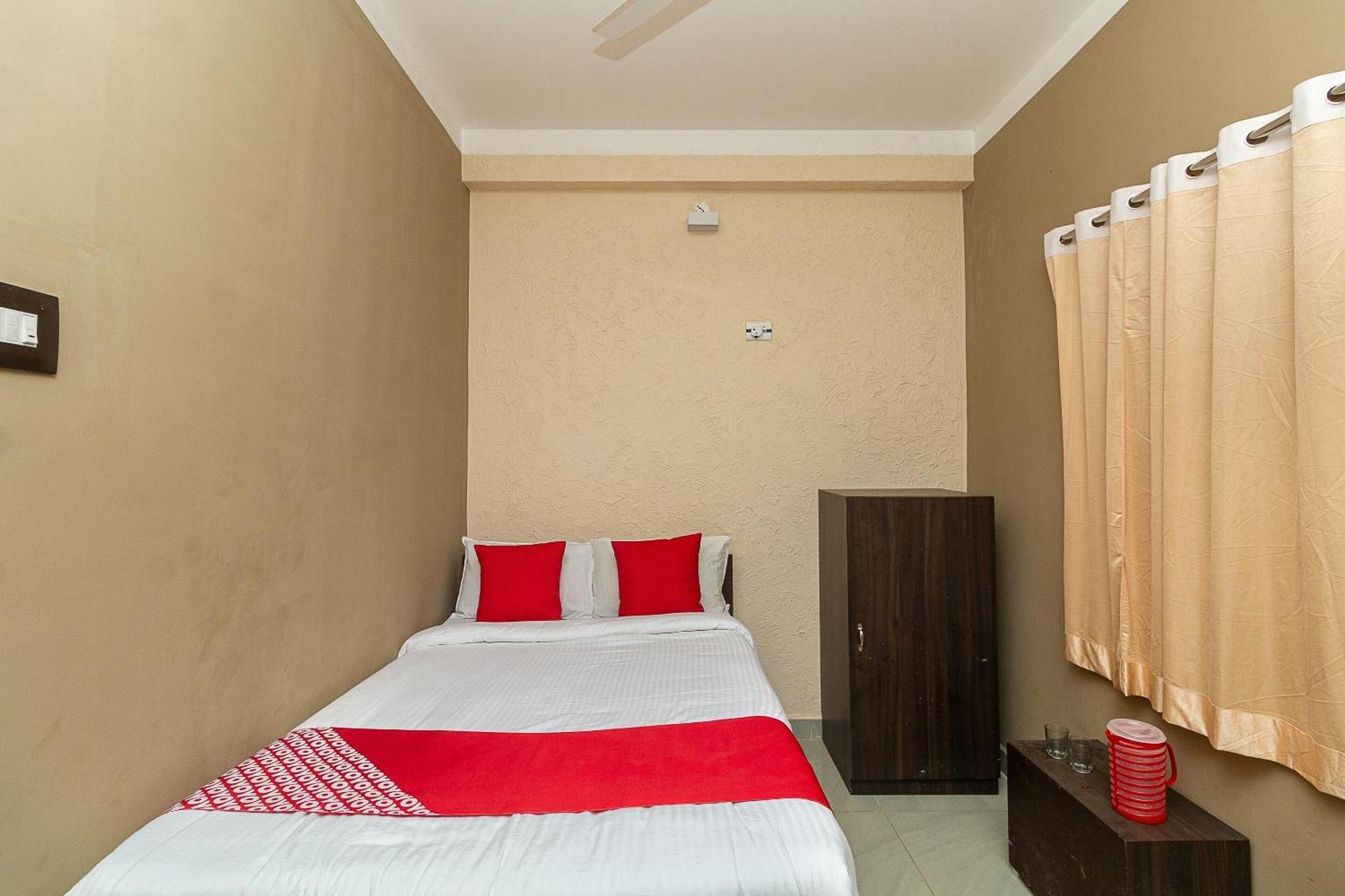 OYO 39885 Green Hills Villa Kuttālam Buitenkant foto